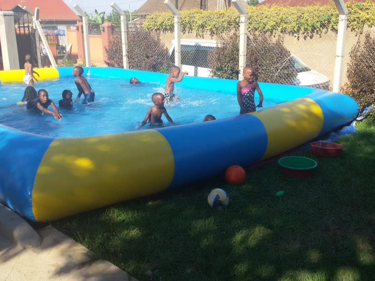 Unik Hotel Kireka Kültér fotó