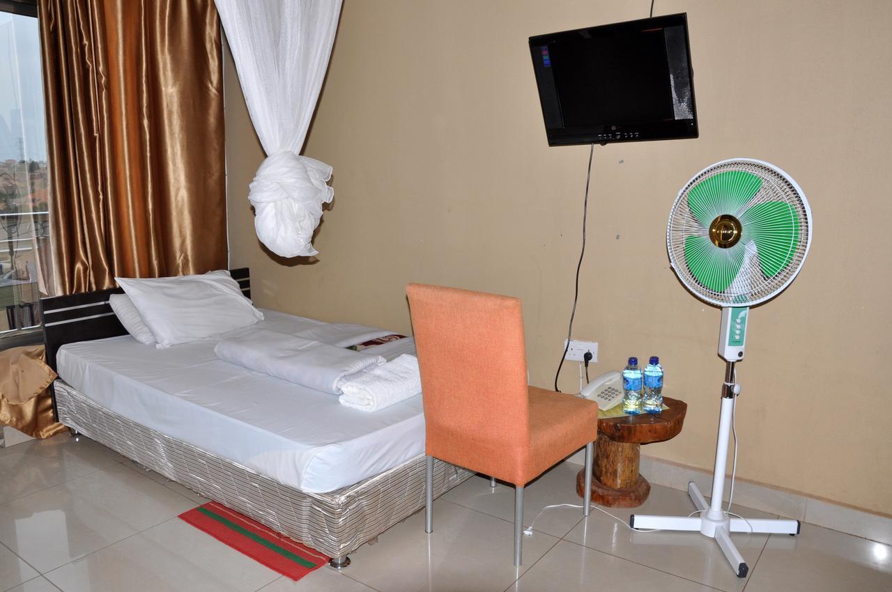 Unik Hotel Kireka Kültér fotó